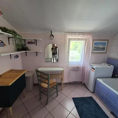Διαμέρισμα Cozy In A Tenement House Near The *